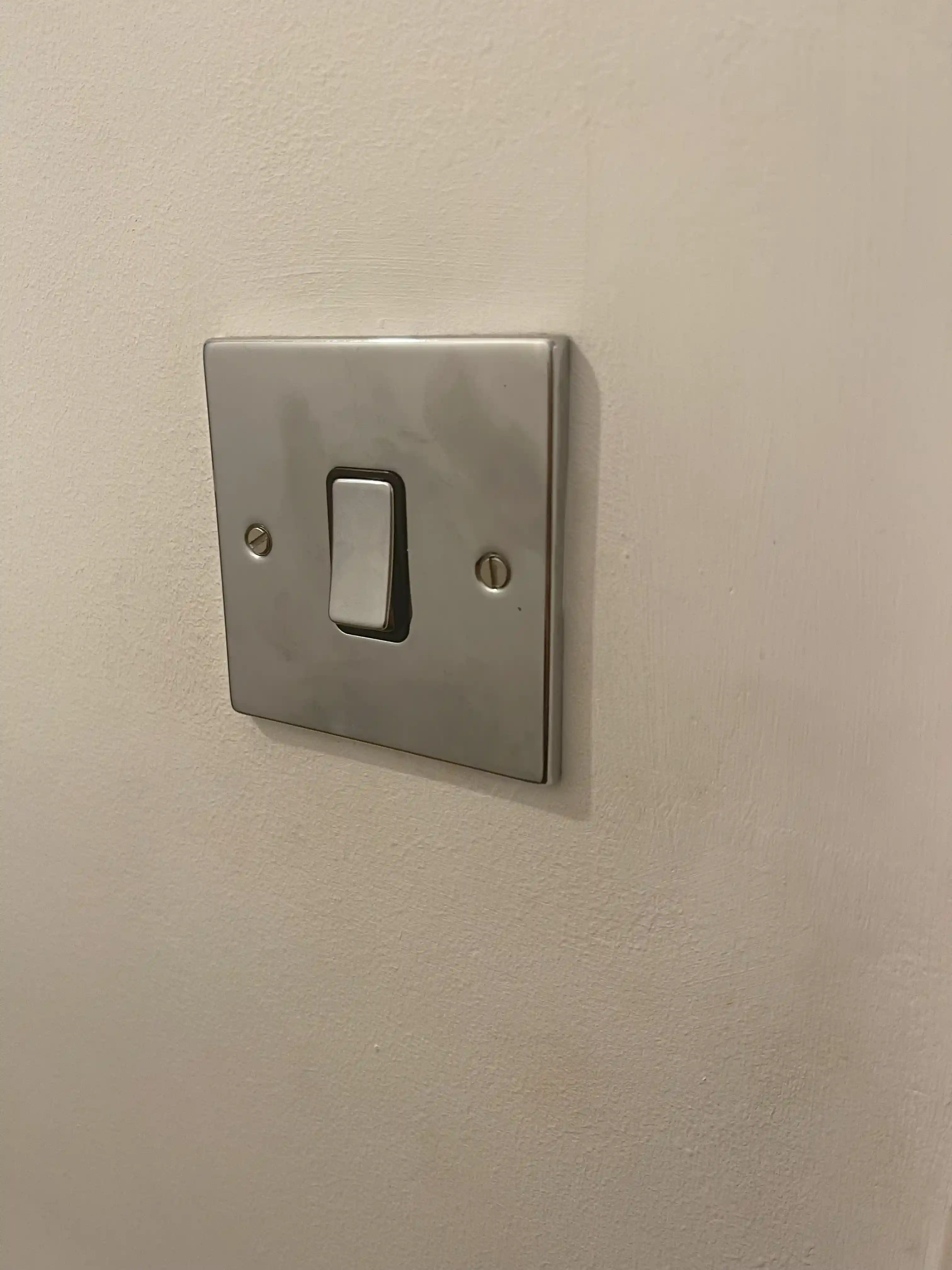 24 Hours Emergency Electrician near Ashford